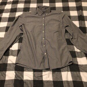 Eddie Bauer Button Down Long Sleeve Shirt Size Small Men's Made in Sri Lanka